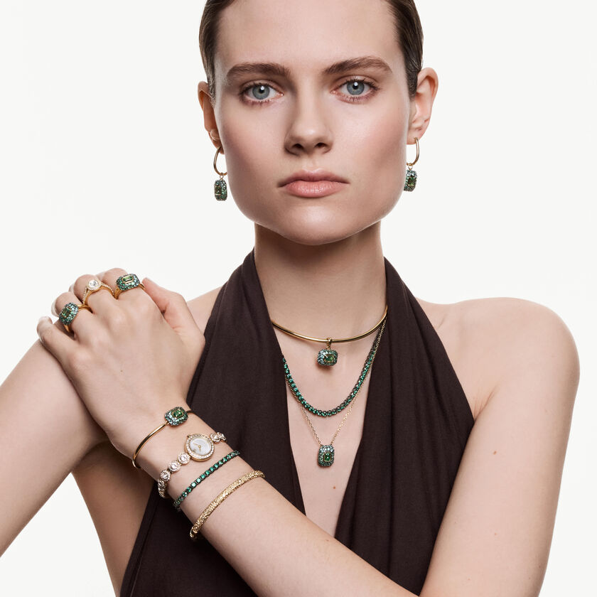 swarovski أقراط متدلية sublima، قطع مُثَمَّن، لون أخضر، لمسة نهائية من الذهب عيار 18 قيراط