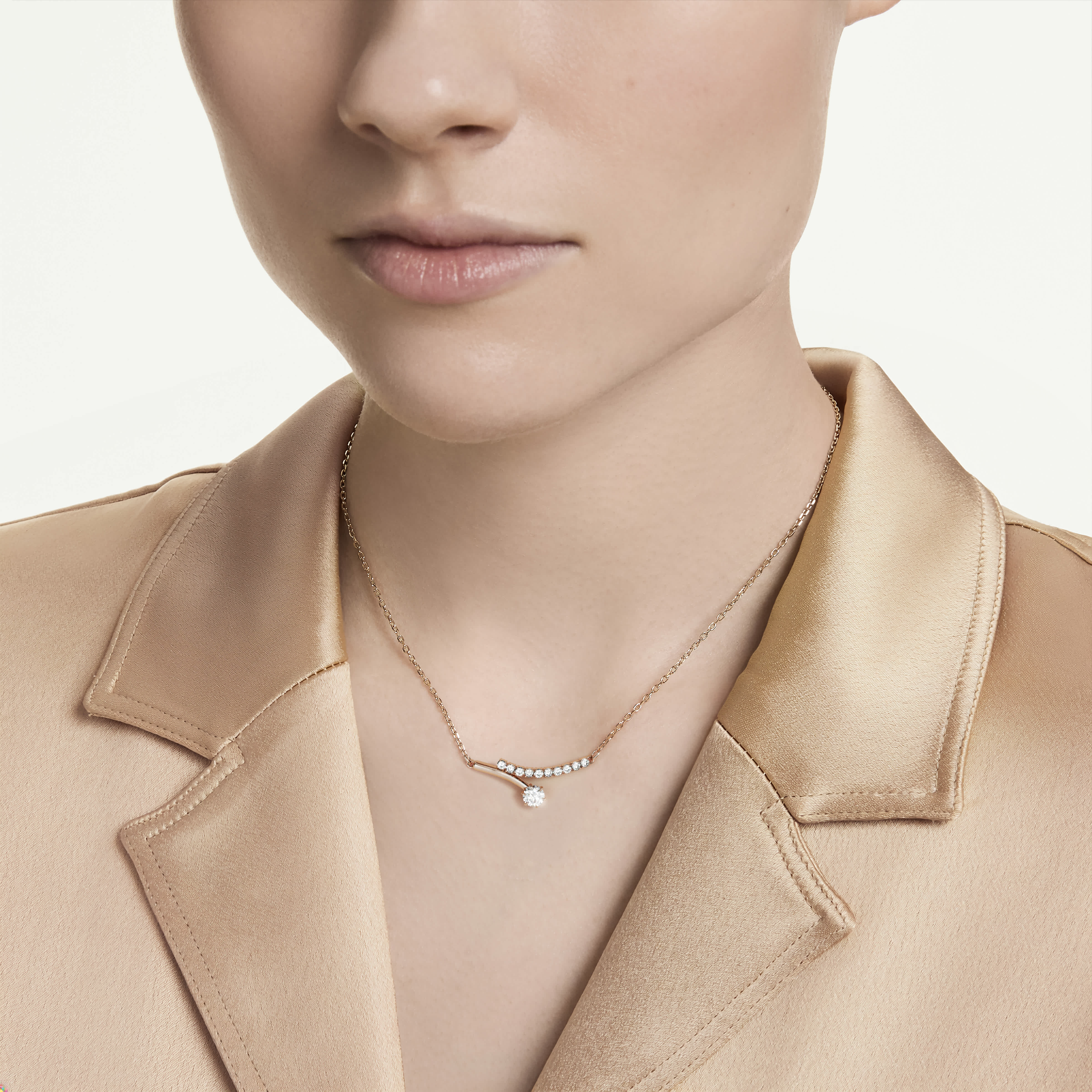 swarovski عقد matrix، قطع مستدير، لون أبيض، لمسة نهائية من الذهب الوردي عيار 18 قيراط