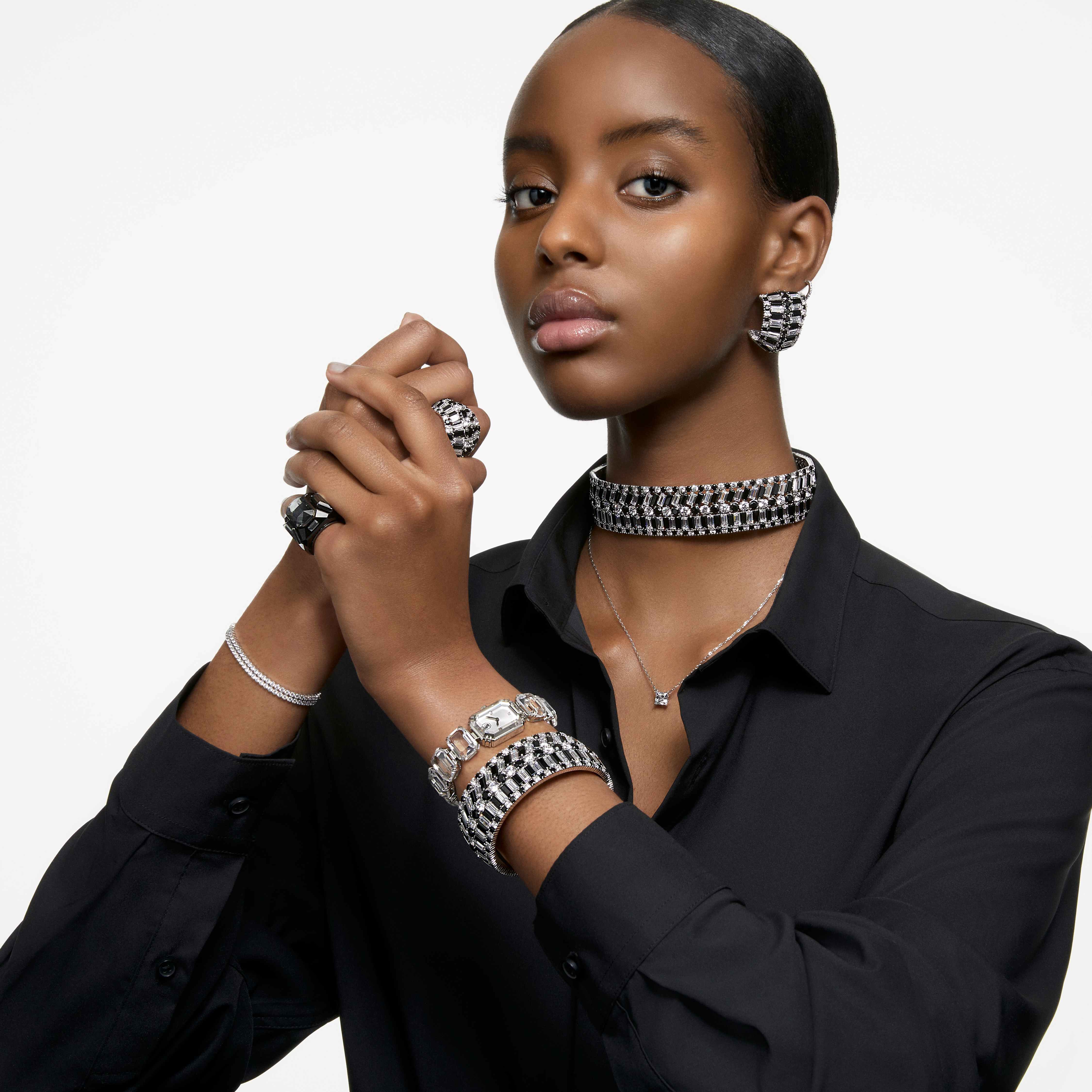 swarovski ساعة millenia، سوار بكريستالات مثمنة، لون أبيض، ستانلس ستيل