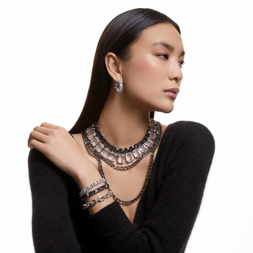swarovski عقد millenia، مزدان بكريستالات مثمنة، لون أبيض، طلاء روديوم