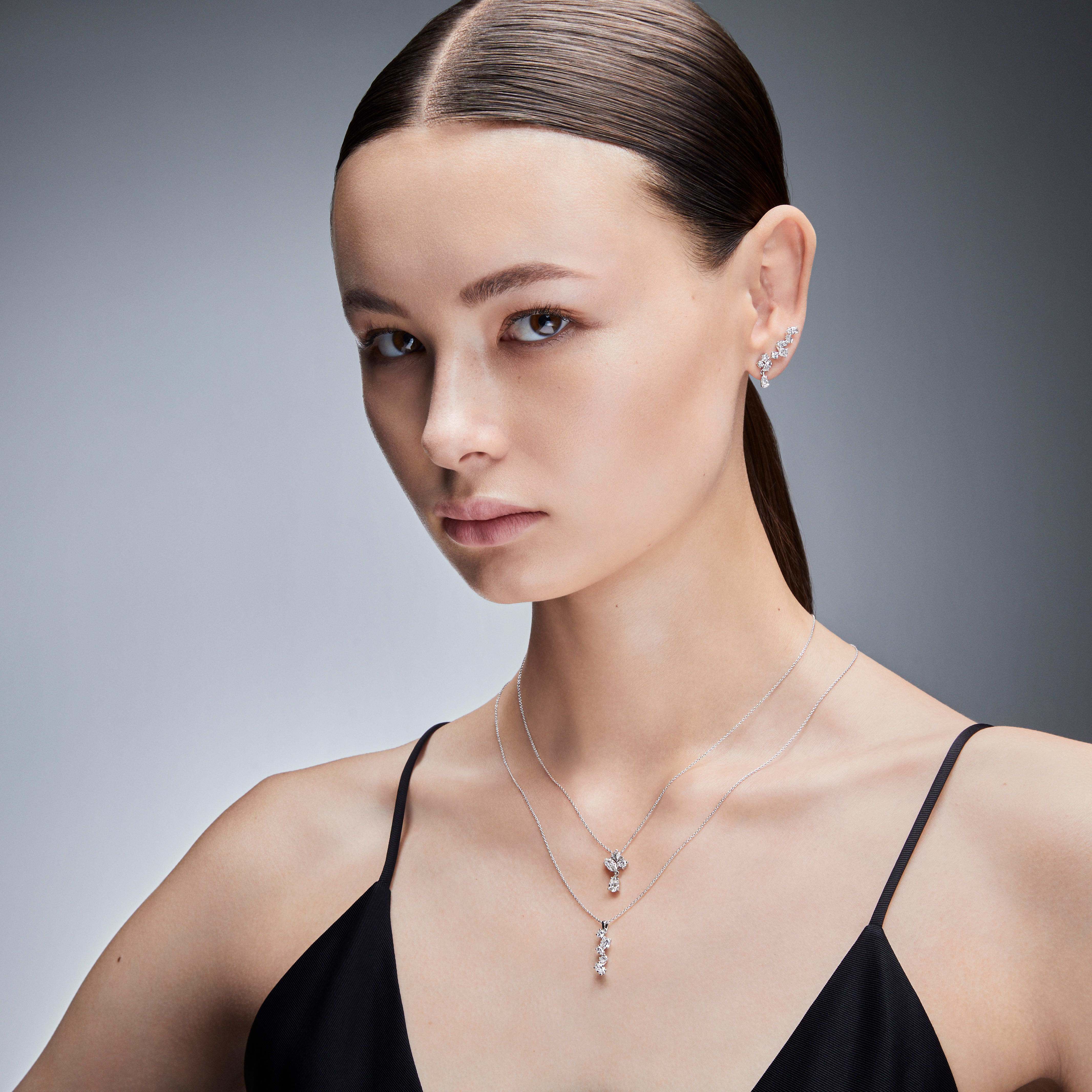 swarovski حلي الأذن galaxy، أحجار ألماس مُصنعة في المختبر بإجمالي 1 25 قيراط، ذهب أبيض عيار 18