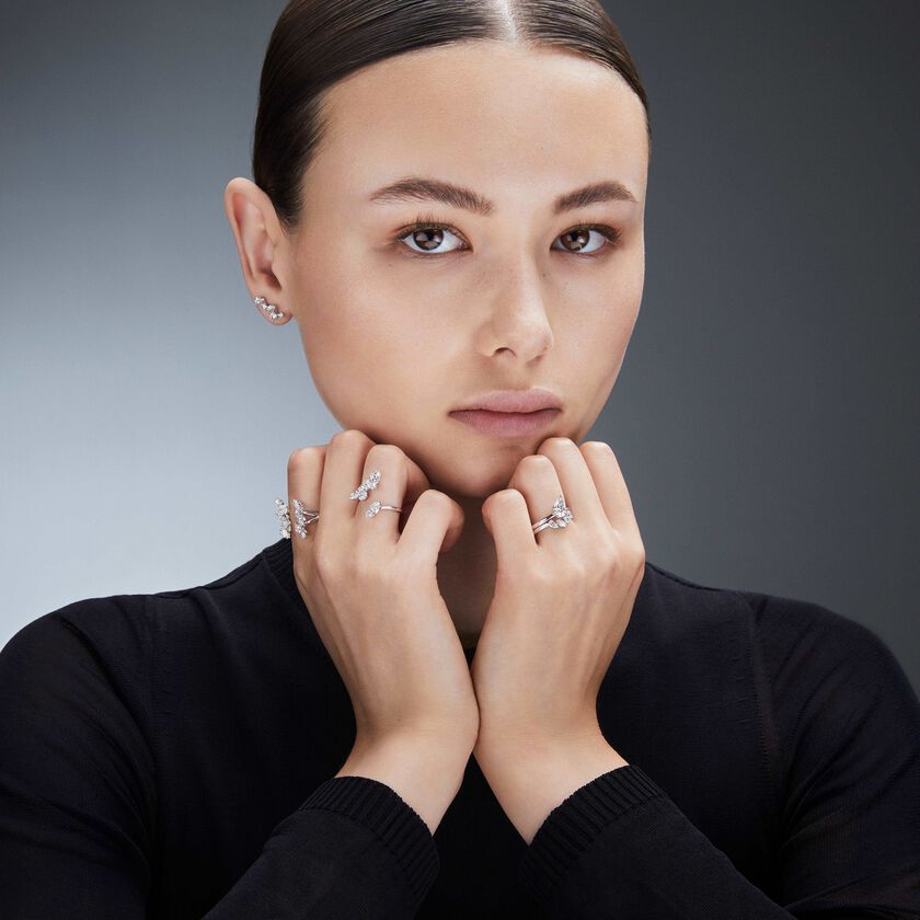 swarovski مفتوح خاتم galaxy، ألماس مُصنع في المختبر إجمالي 1 25 قيراط، أشكال متنوعة، ذهب أبيض عيار 18 قيراط