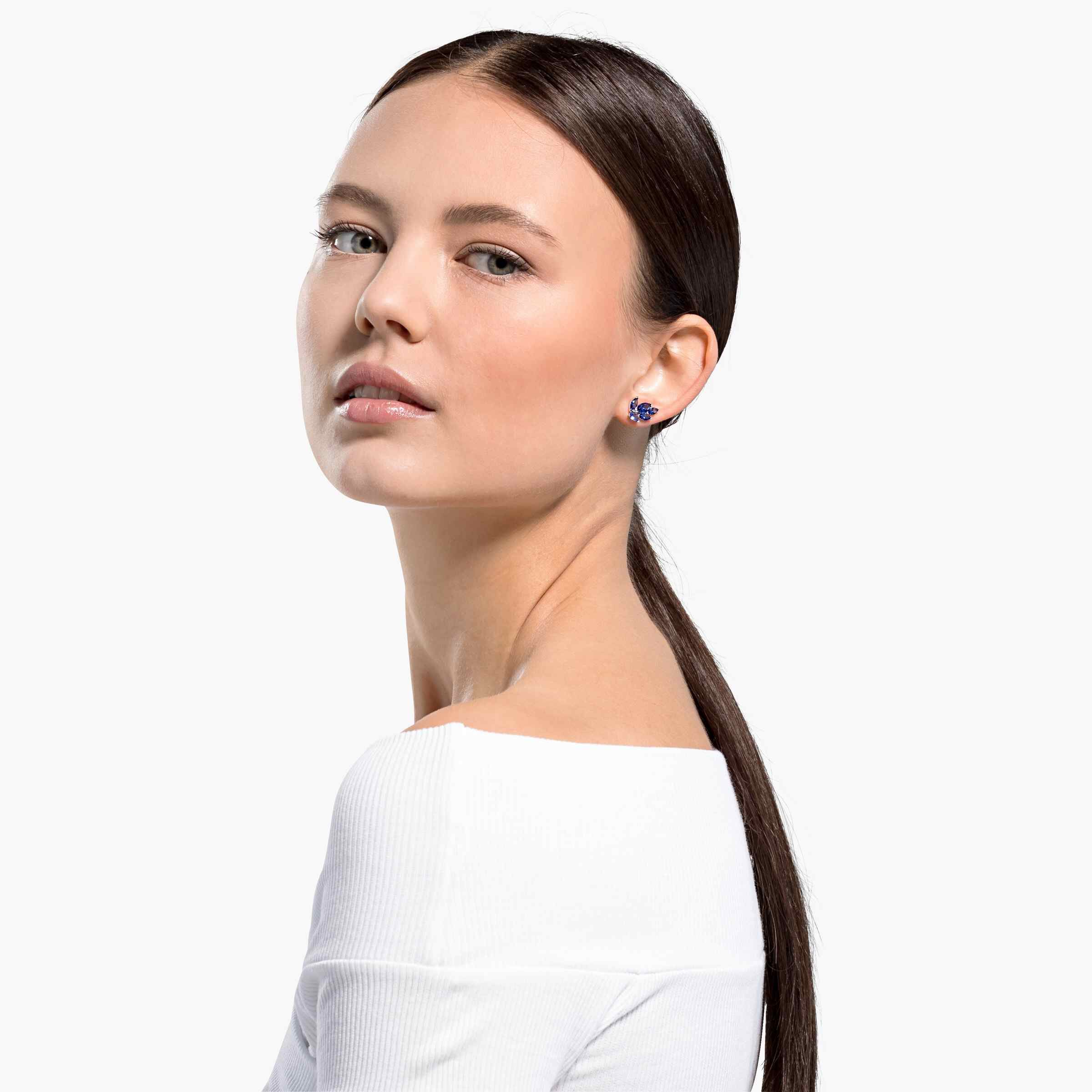 swarovski أقراط louison الكبيرة للأذن المثقوبة، زرقاء اللون، مطلية بالروديوم