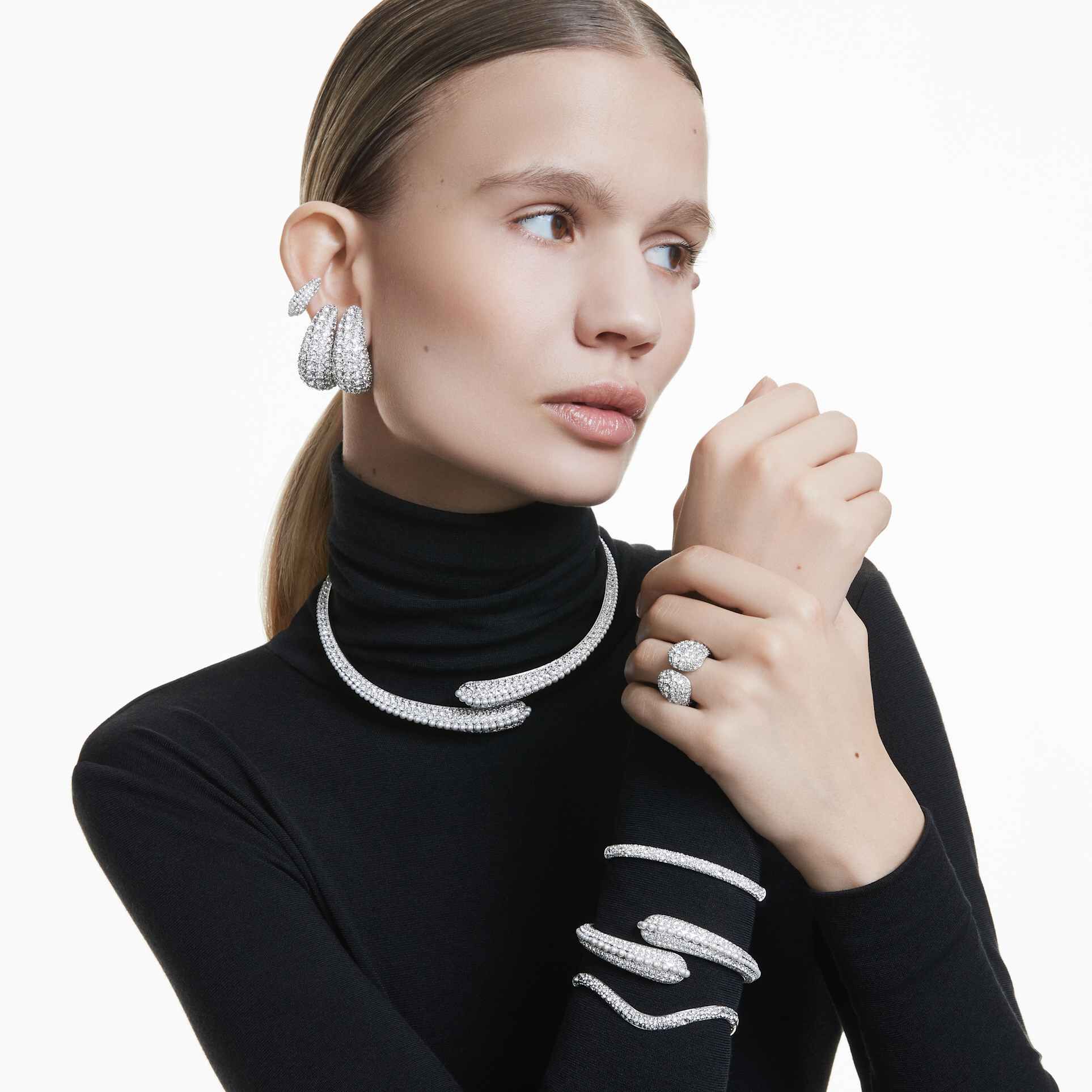 swarovski سوار sublima، قطع مستدير، لون أبيض، طلاء روديوم