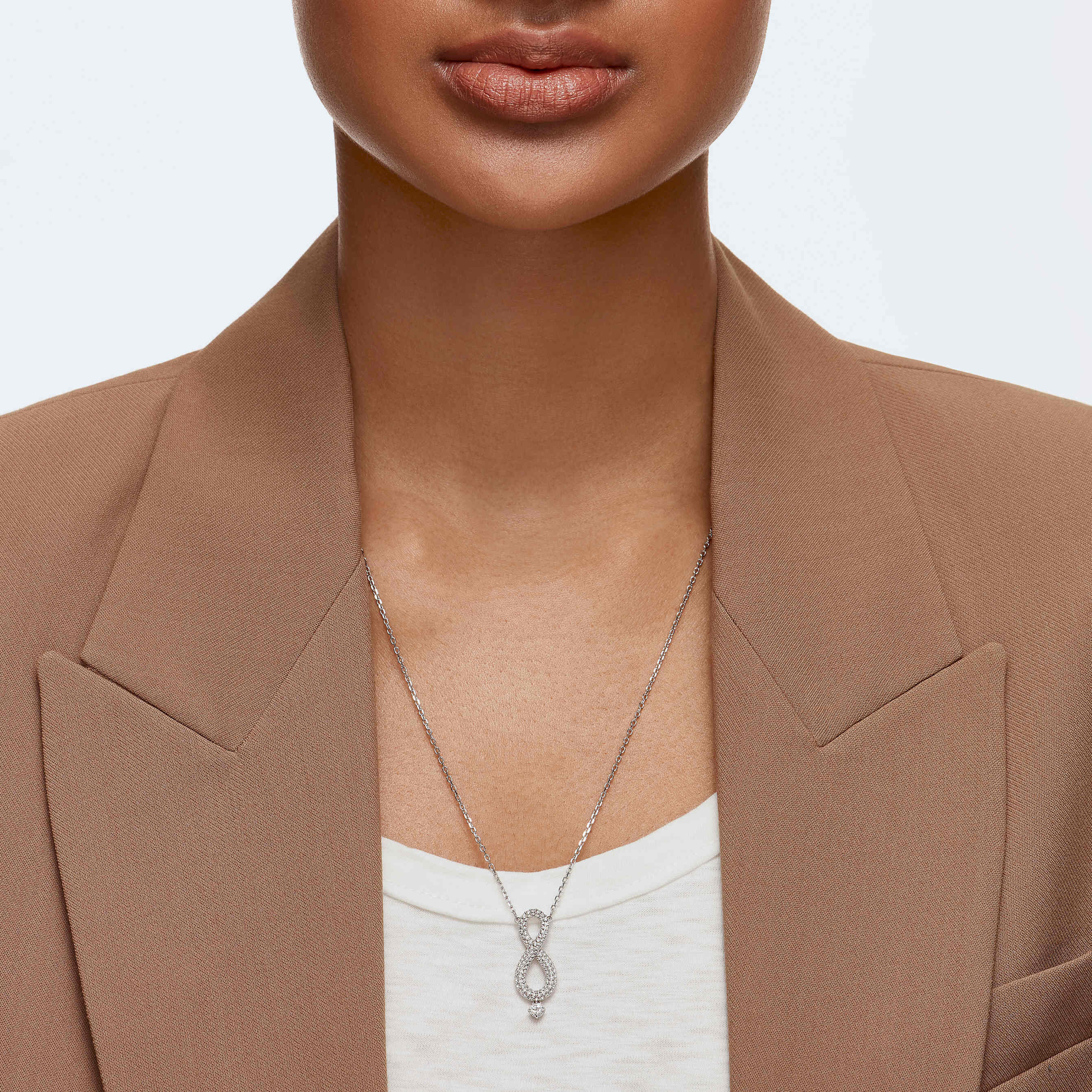 عقد swarovski inifinity، لون أبيض، طلاء الروديوم