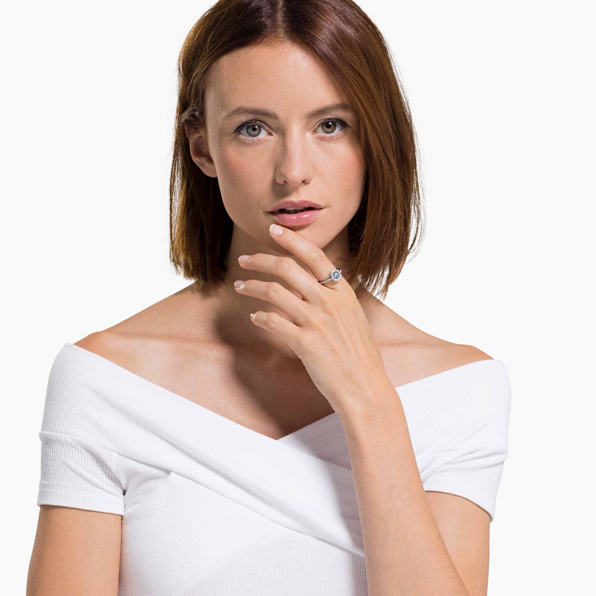 swarovski خاتم دائري من مجموعة سواروفسكي sparkling dance، ذو اللون الأزرق المائي، مطلي بالروديوم