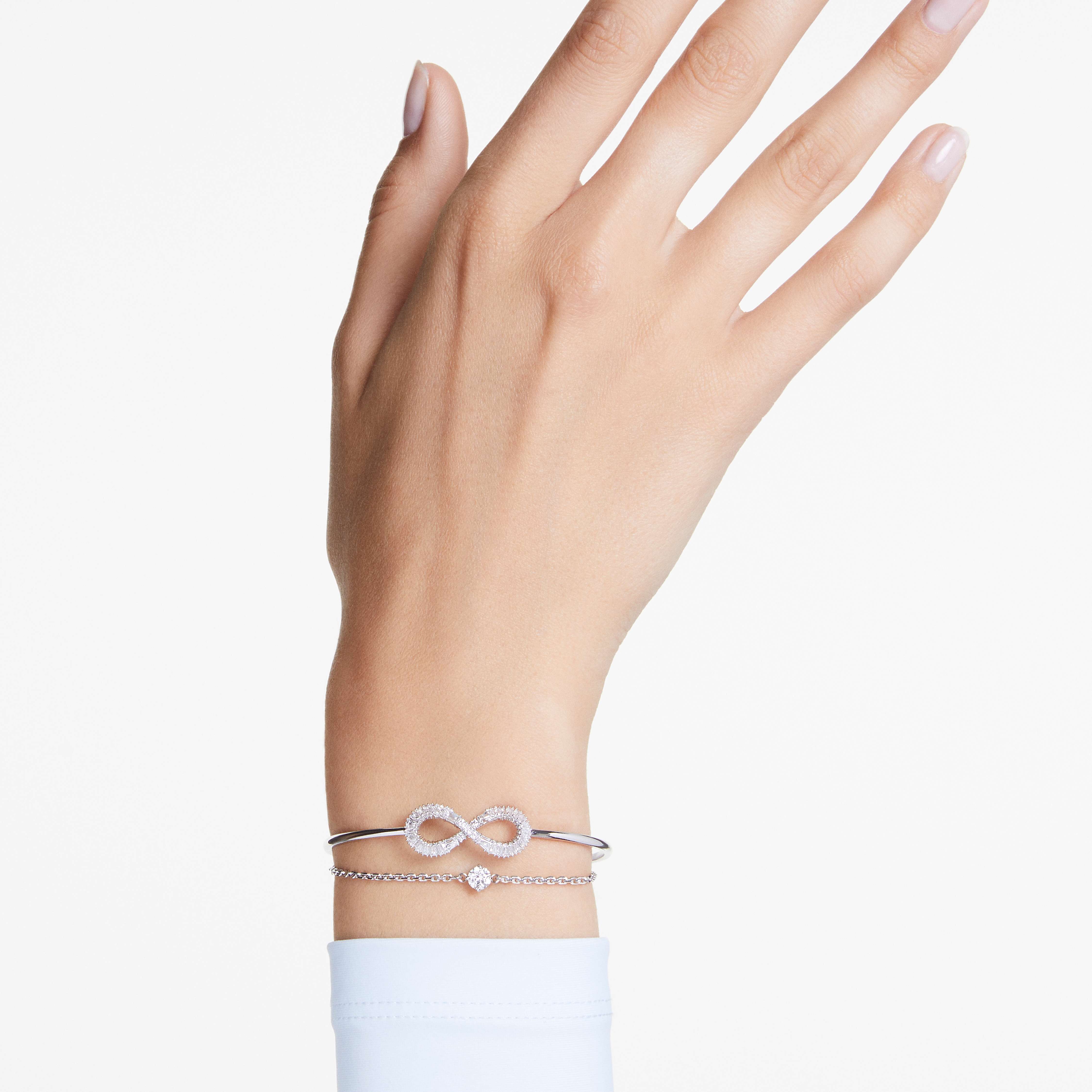 swarovski سوار hyperbola، شكل إنفينيتي، لون أبيض، طلاء روديوم