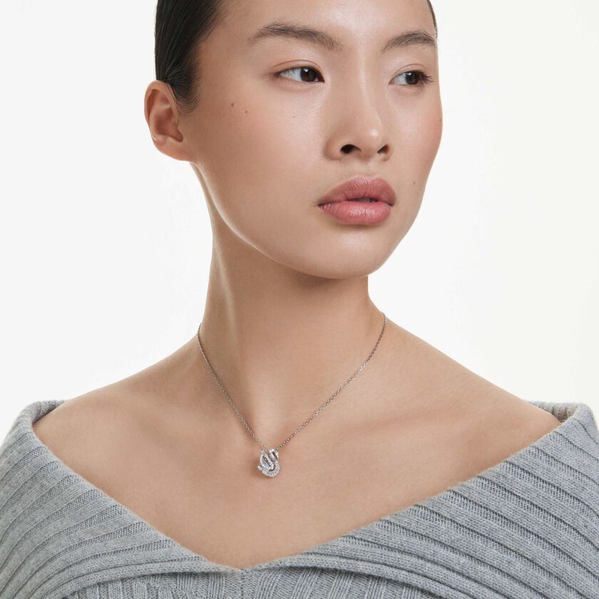 swarovski قلادة swan، قطع متنوع، بجعة، لون أبيض
