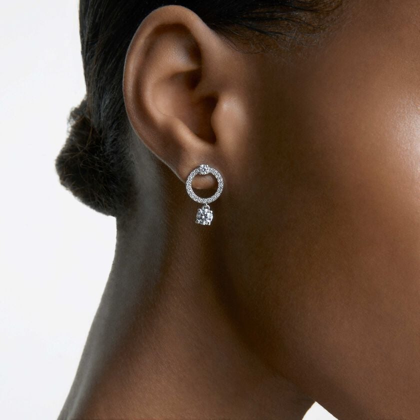 swarovski أقراط حلقية constella، قطع مستدير، لون أبيض، طلاء روديوم