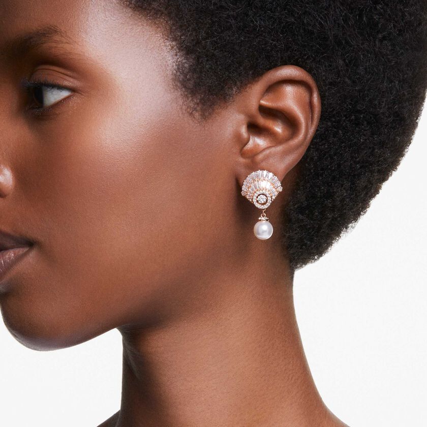 swarovski أقراط متدلية idyllia، على شكل صدفة، لون أبيض، طلاء ذهبي وردي