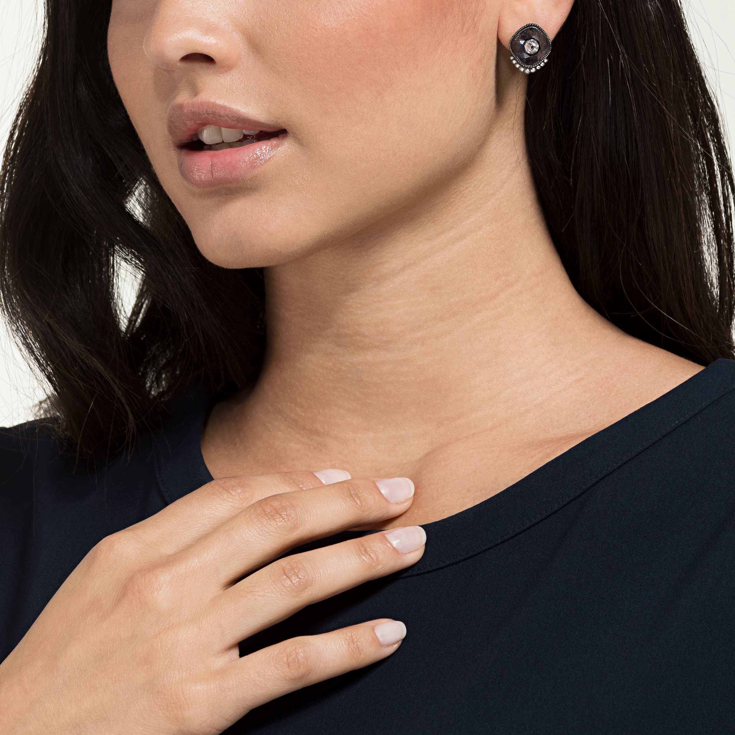 swarovski أقراط الأذن المثقوبة صغيرة black baroque ، رمادية داكنة ، مطلية بالروثنيوم