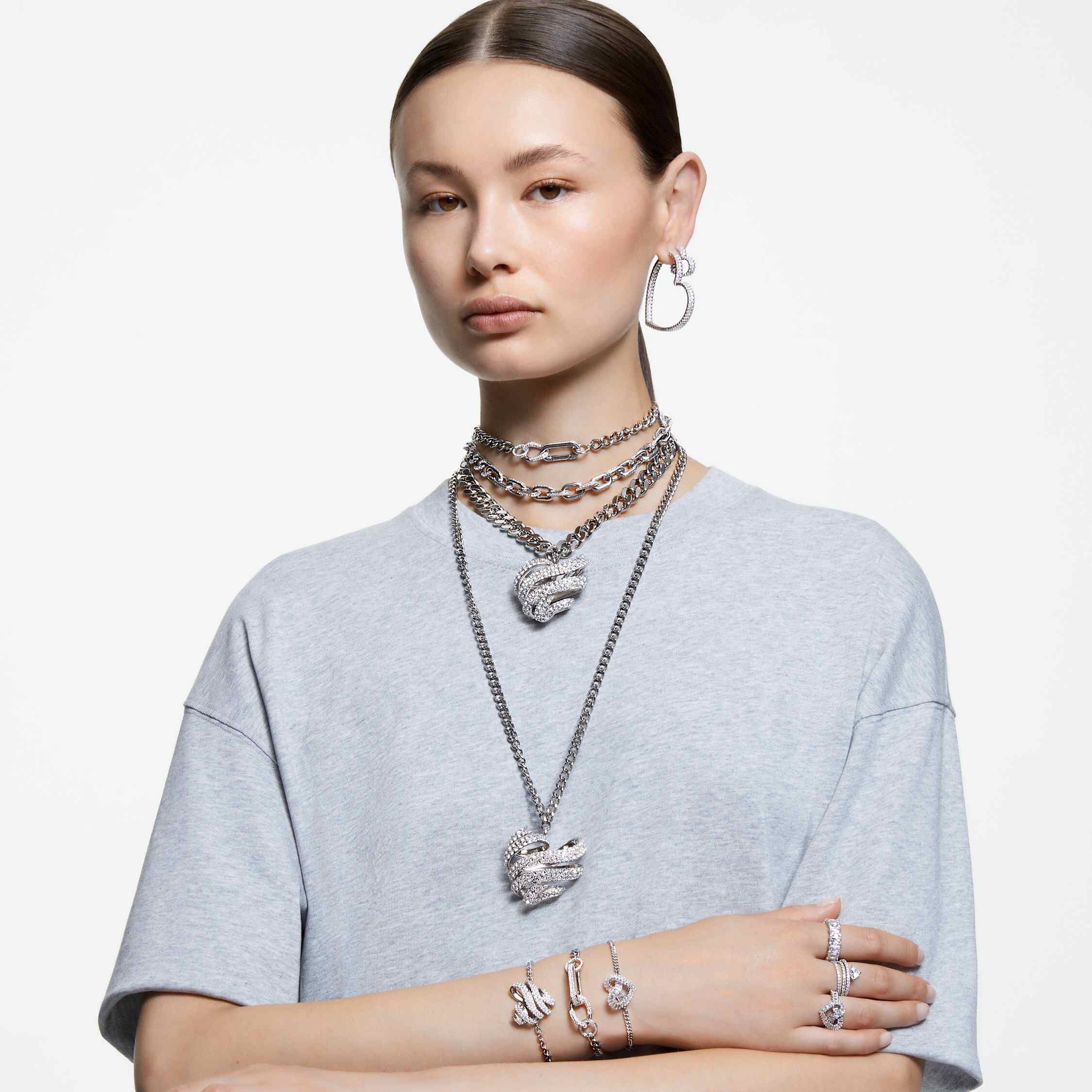 swarovski خاتم matrix كوكتيل، قطع متنوع، على شكل قلب، لون أبيض، طلاء روديوم