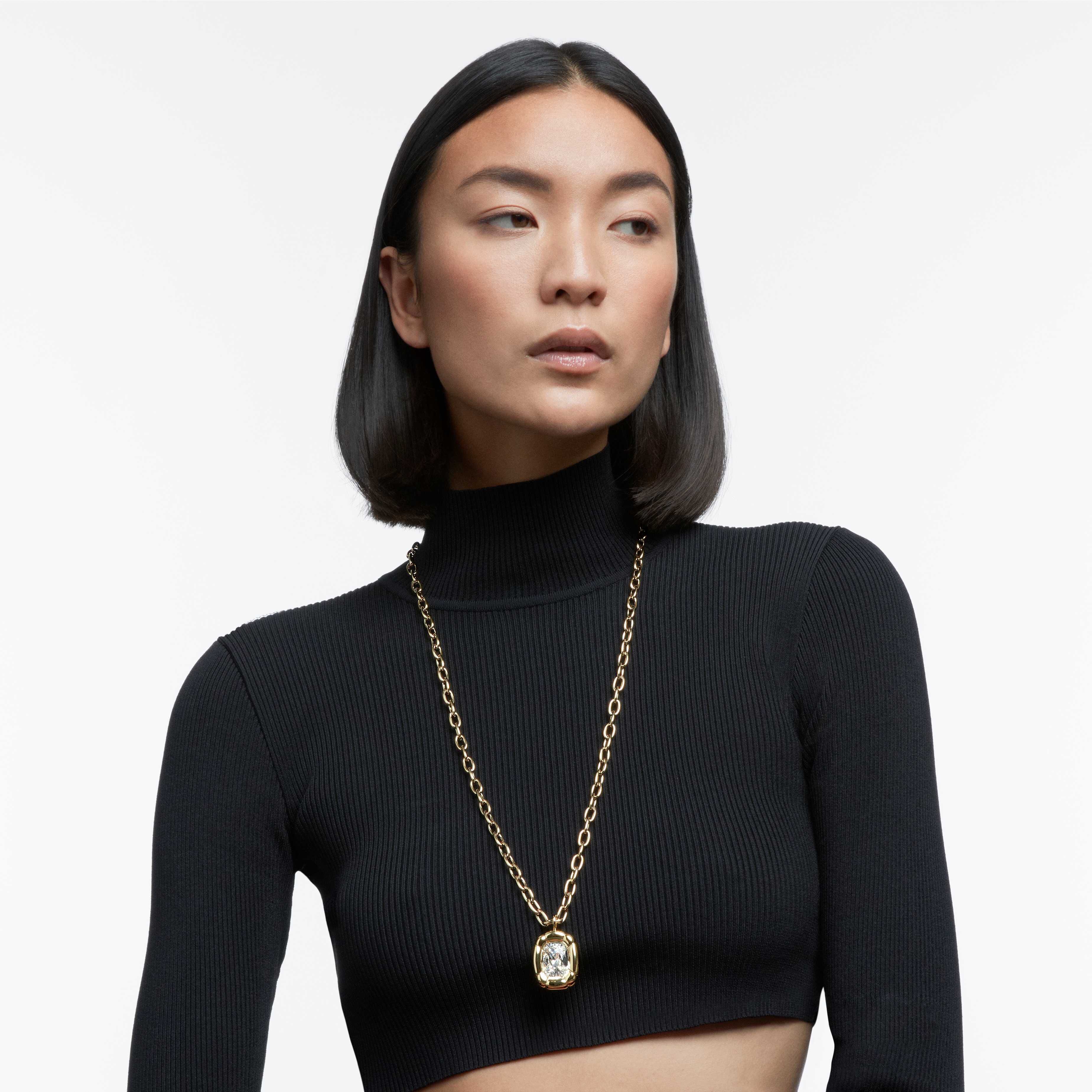 swarovski قلادة dulcis، مزدانة بكريستالات مربعة بحواف دائرية، طلاء باللون الذهبي