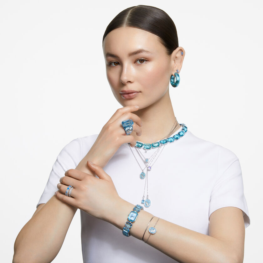 swarovski قلادة millenia، مزدانة بكريستالات مثمنة، لون أزرق، طلاء روديوم