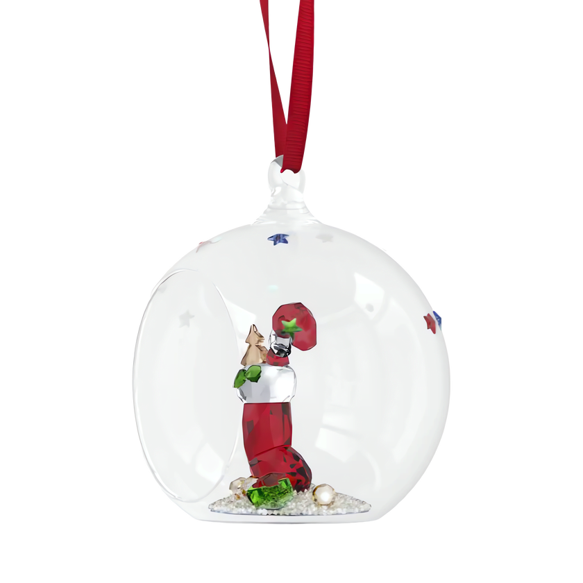 swarovski holiday cheers، زينة شكل كرة بجورب وحلوى