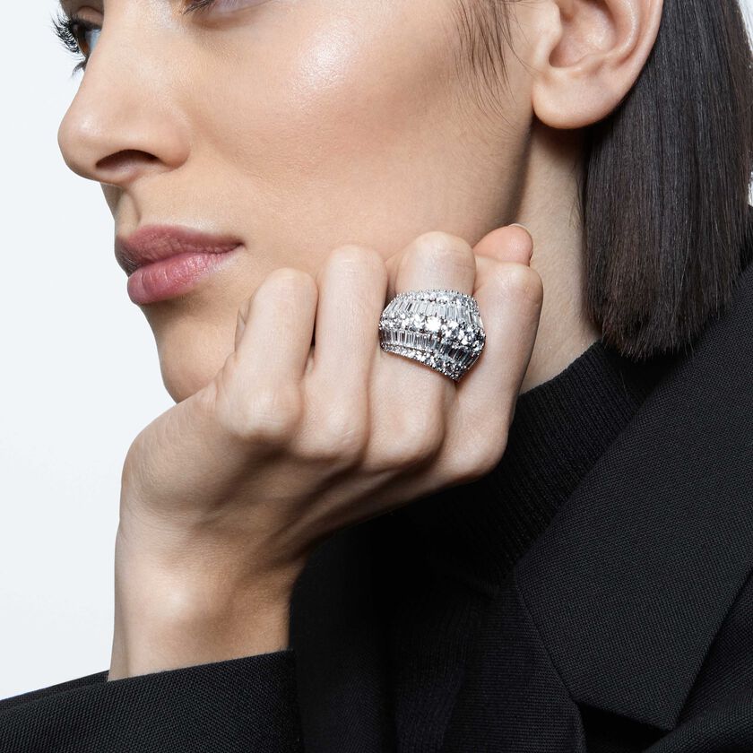 swarovski خاتم hyperbola كوكتيل، كبير، لون أبيض، طلاء روديوم