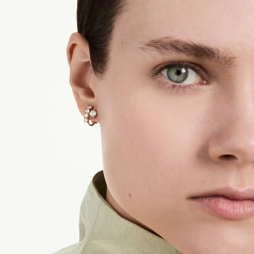 swarovski أقراط بمشبك matrix، قطع مستدير، لون أبيض، لمسة نهائية من الذهب الوردي عيار 18 قيراط