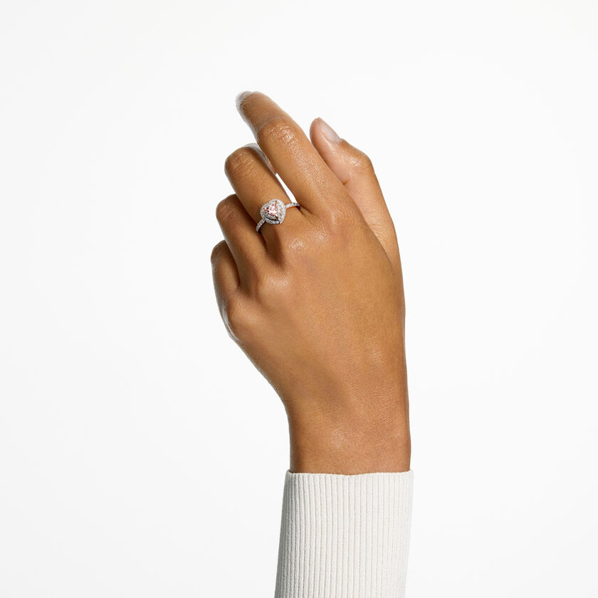 swarovski خاتم موتيف one، قطع على شكل قلب، أحجار كريستال صغيرة متراصة، شكل قلب، لون وردي، لمسة نهائية من معادن مختلطة