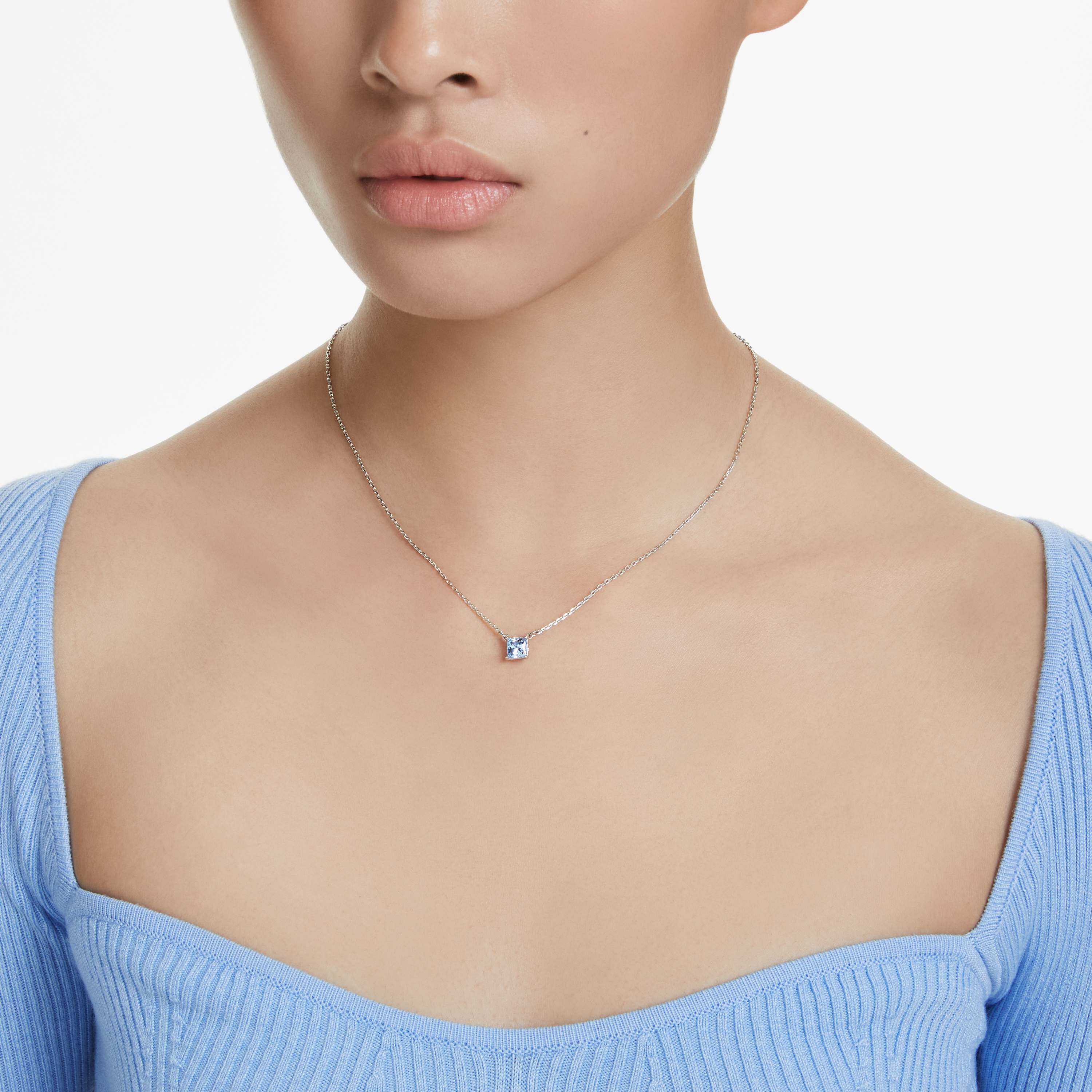 swarovski قلادة matrix، قطع مربع، لون أزرق، طلاء روديوم