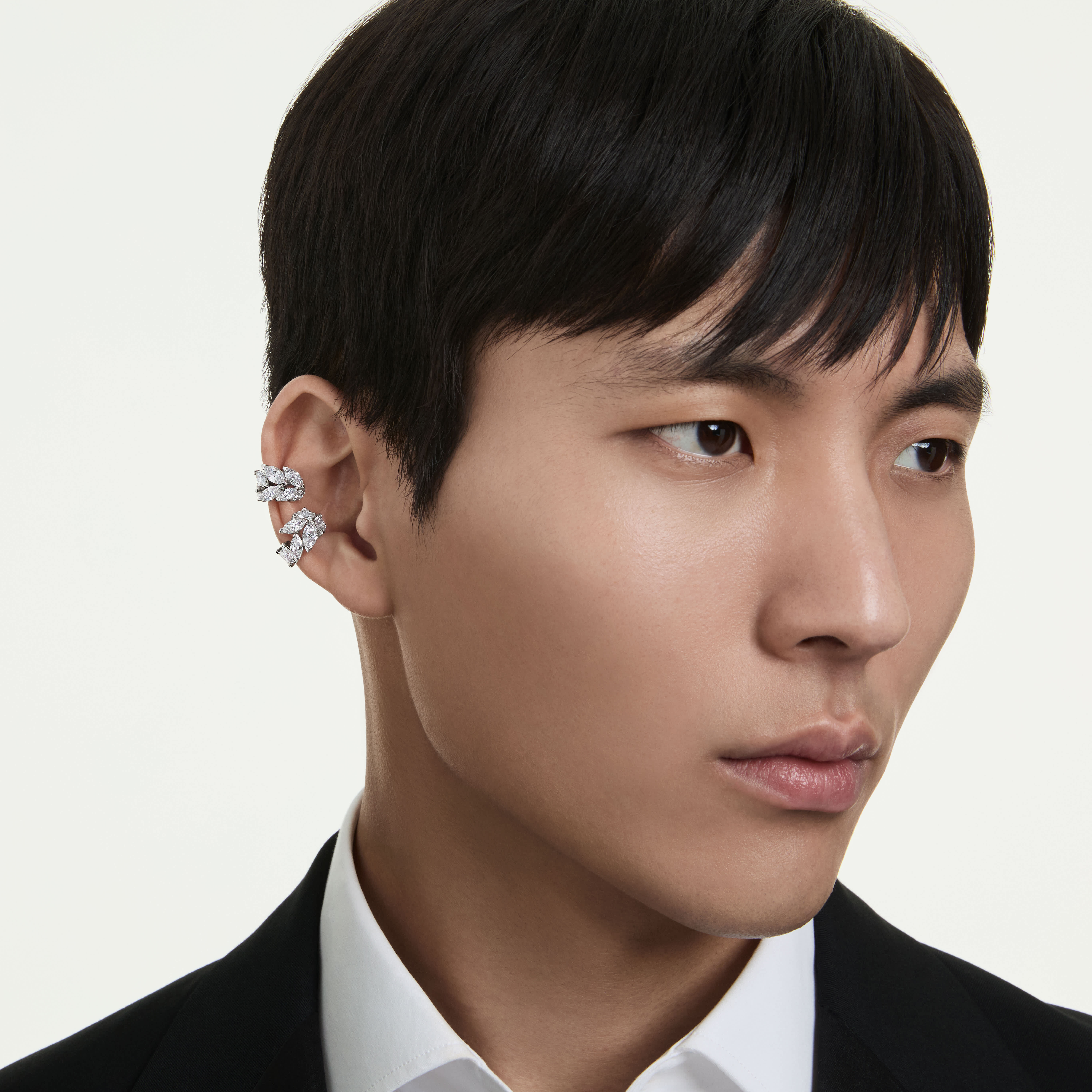 swarovski أساور الأذن mesmera، قطع ماركيز، لون أبيض، طلاء روديوم