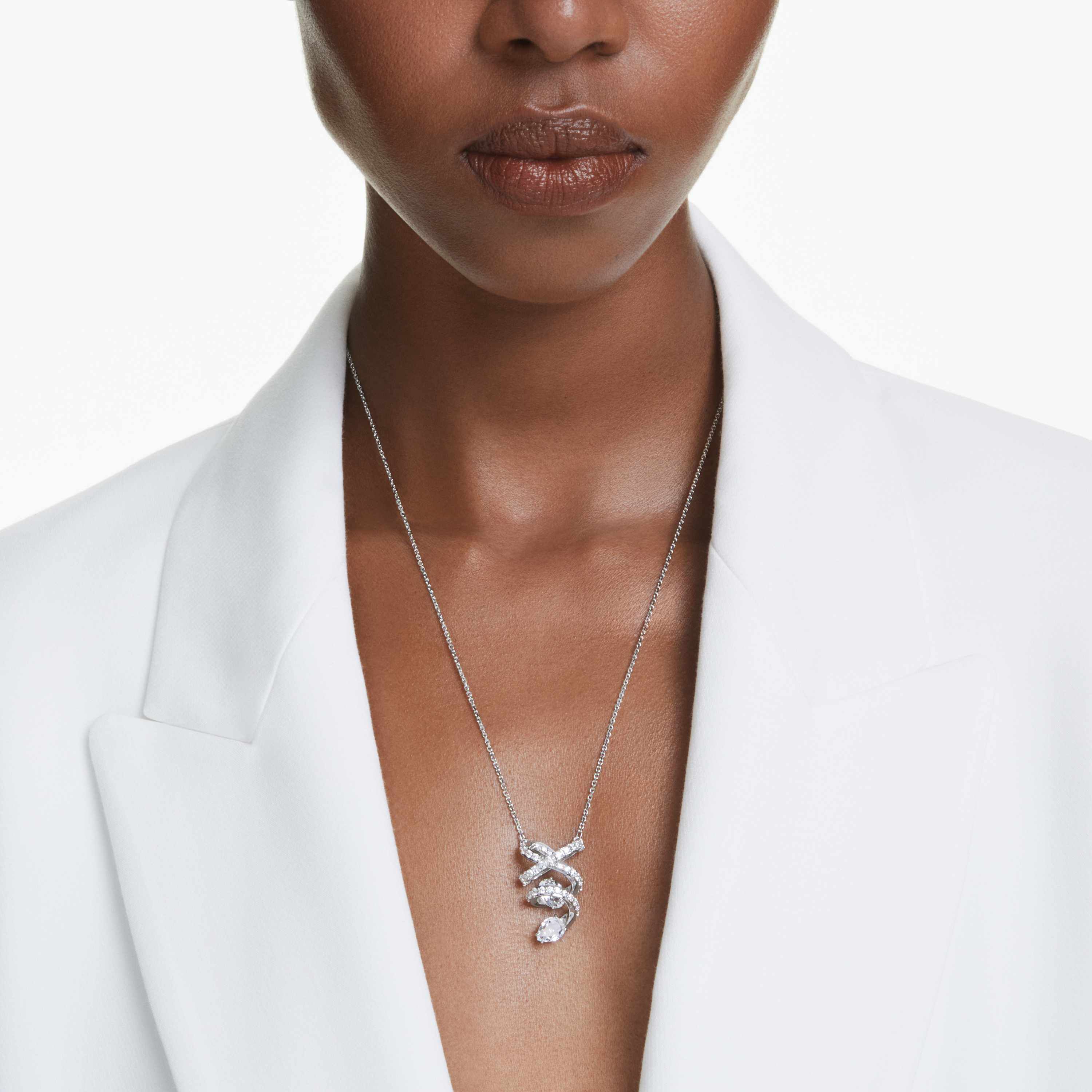 swarovski قلادة hyperbola، قطع متنوع، لون أبيض، طلاء روديوم