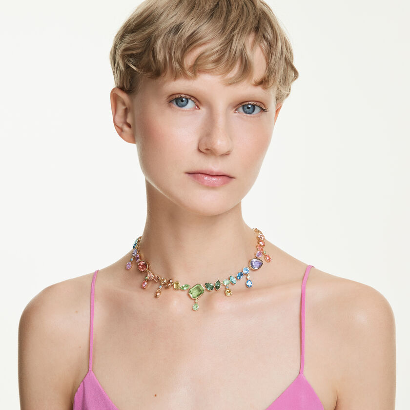 swarovski عقد gema، قطع متنوع، أحجار كريستال متدلية، ألوان متعددة، طلاء باللون الذهبي